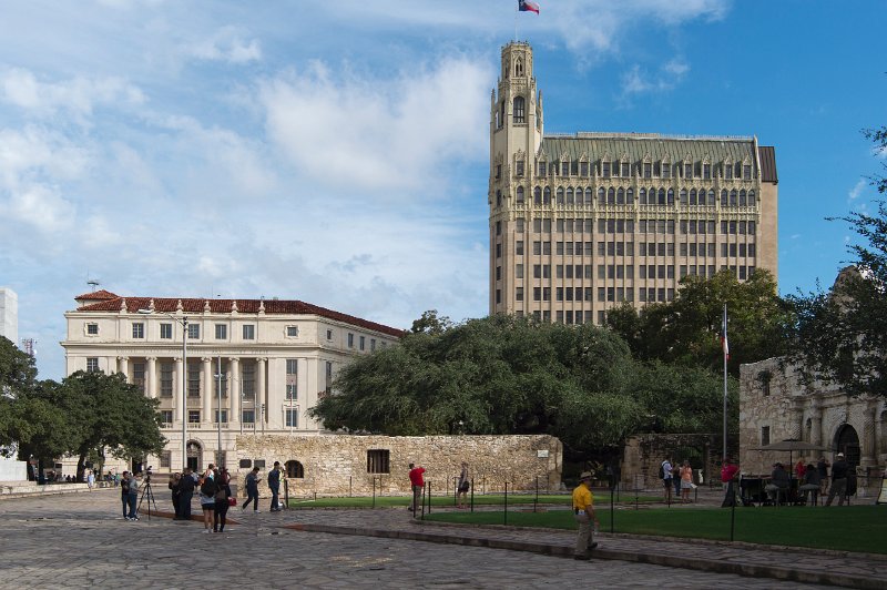 20151031_111028 D4S.jpg - View of Post Office and Emily Morgan Building from Alamo